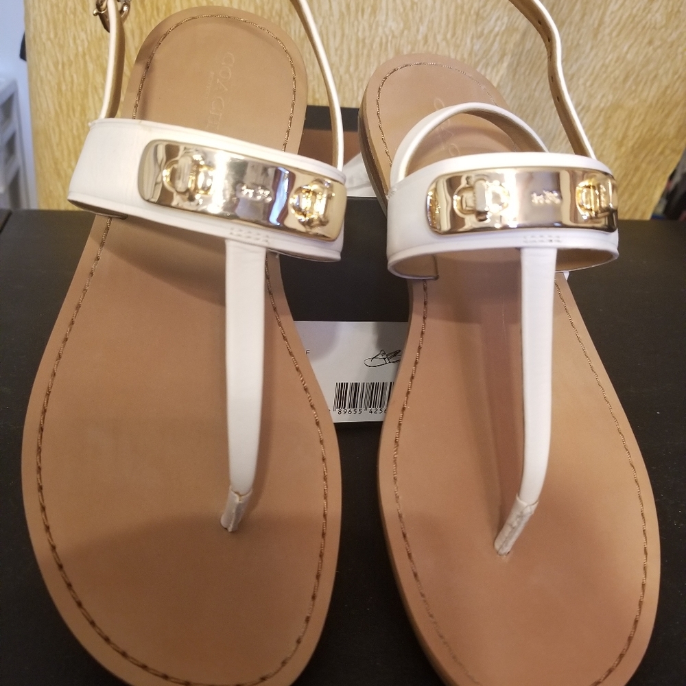 COACH Gracie- toe Thong sandal -size 9